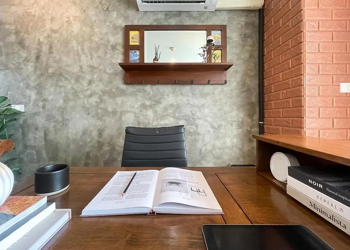 Loft Style Large 69 Sqmfast Wifi Bts Chong Nonsi Apartment Bangkok